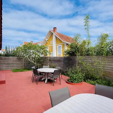 Дом отдыха Maison Basque Avec Terrasse, Clim, Et Wi-fi A 600m De La - - Fr-1-433-69 *